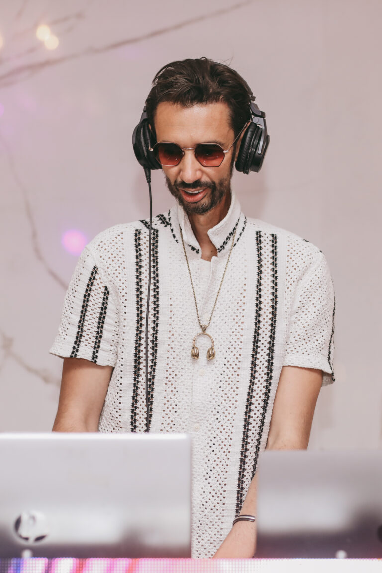 DJ mariage maghrébin dans le 75 avec DJ Dadicool ambiance soirée orientale